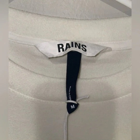 RAINS UNISEX CREWNECK FLEECE SWEATSHIRT - Picture 2 of 7